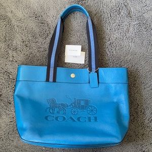 Brand new 2021 coach